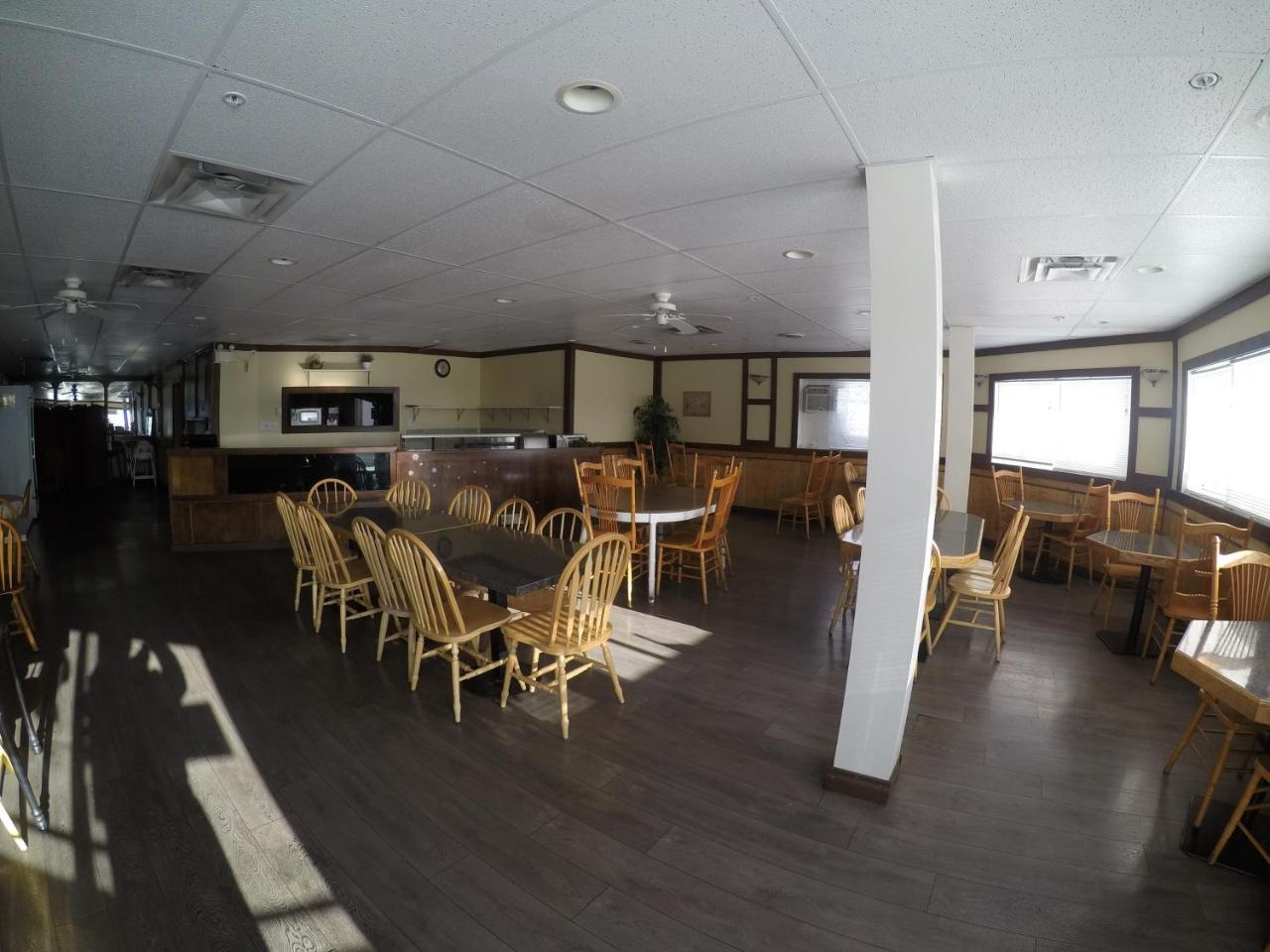 George Mountain View Hotel & Resto Merritt Buitenkant foto