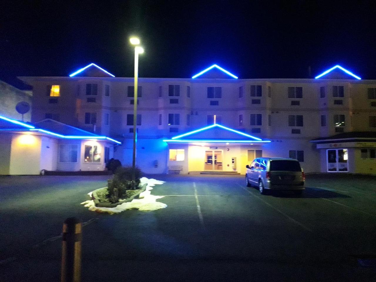 George Mountain View Hotel & Resto Merritt Buitenkant foto